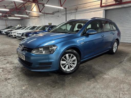 2016 VOLKSWAGEN GOLF 1.6 TDI BLUEMOTION EURO 6 S S 5DR PRICE 5,670 YEAR 2016... photo